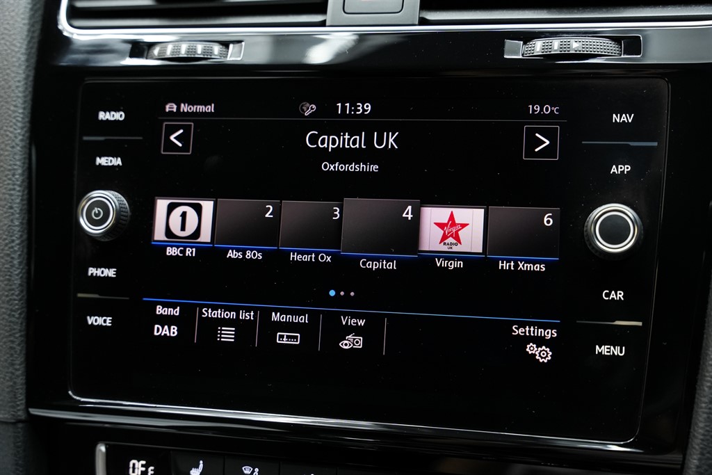 Used Volkswagen Golf 2017 for sale - 77147015: Photo 53