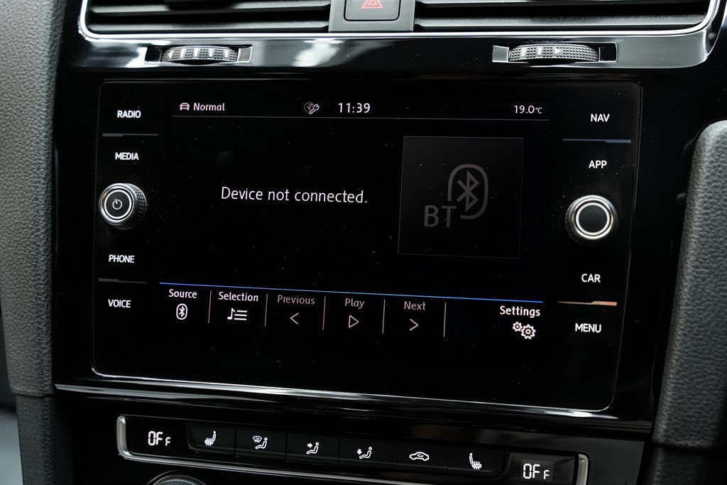 Used Volkswagen Golf 2017 for sale - 77147015: Photo 54