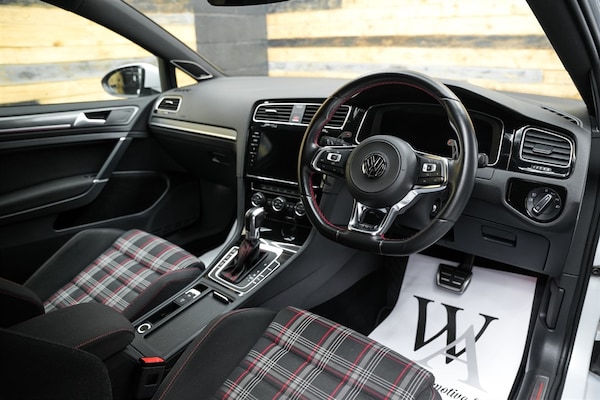 Used Volkswagen Golf 2017 for sale - 75569945: Photo 48