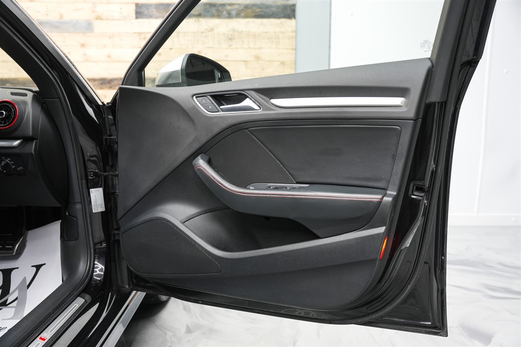 Used Audi S3 2016 for sale - 76948777: Photo 29