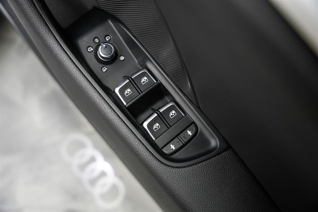 Used Audi S3 2017 for sale - 76696707: Photo 33