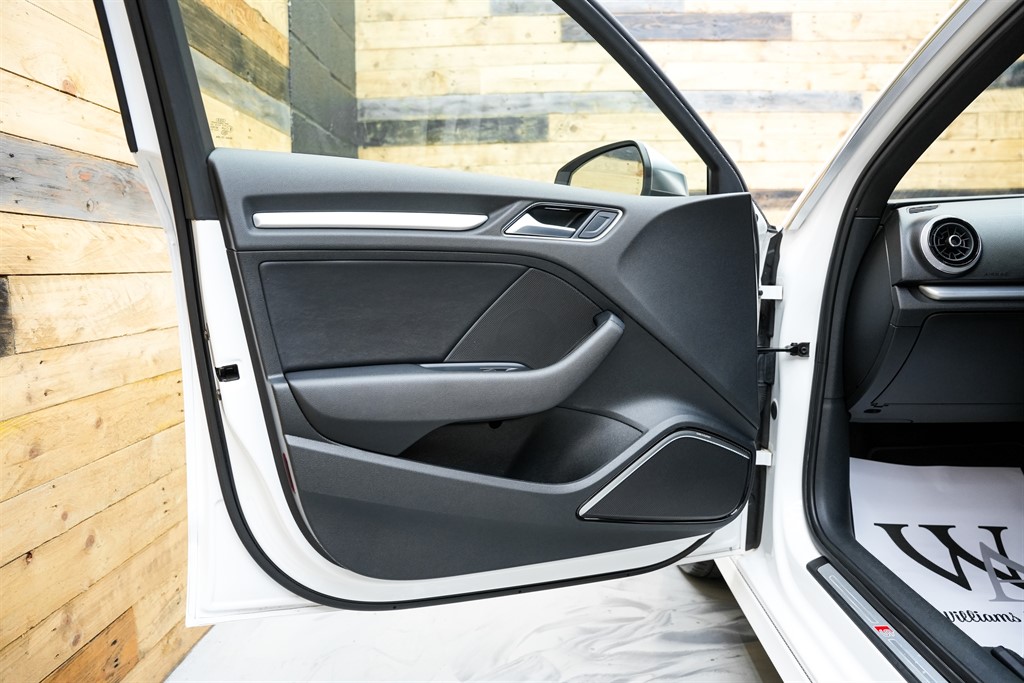 Used Audi S3 2017 for sale - 76696707: Photo 44