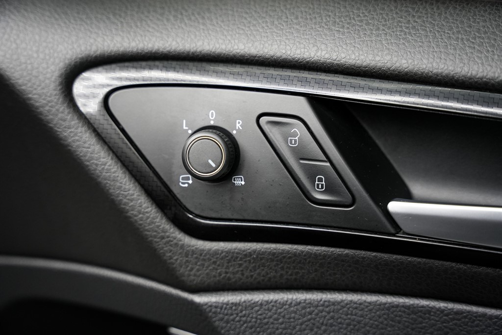 Used Volkswagen Golf 2020 for sale - 76355328: Photo 34