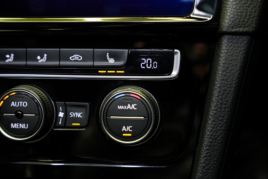 Used Volkswagen Golf 2020 for sale - 76355328: Photo 39