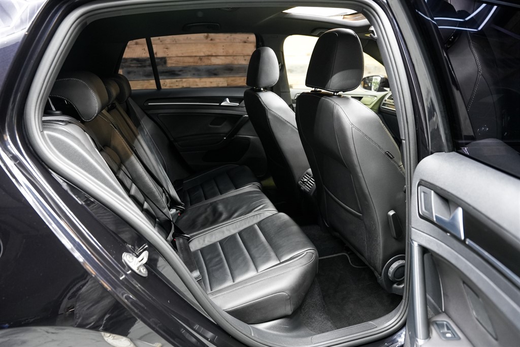 Used Volkswagen Golf 2020 for sale - 76355328: Photo 42