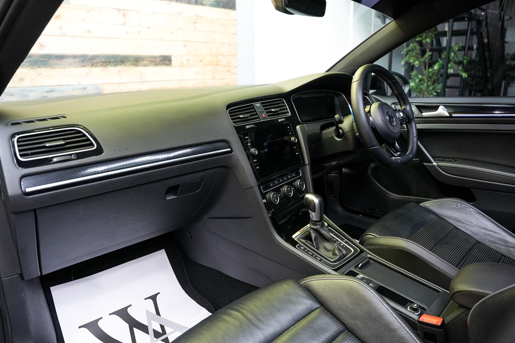 Used Volkswagen Golf 2020 for sale - 76355328: Photo 52