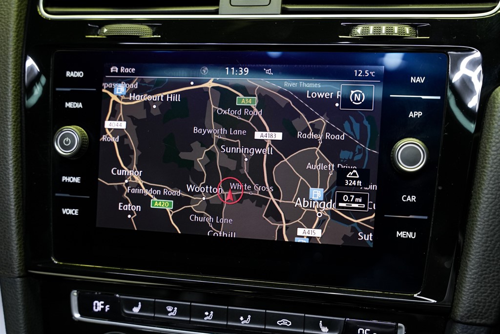 Used Volkswagen Golf 2020 for sale - 76355328: Photo 73