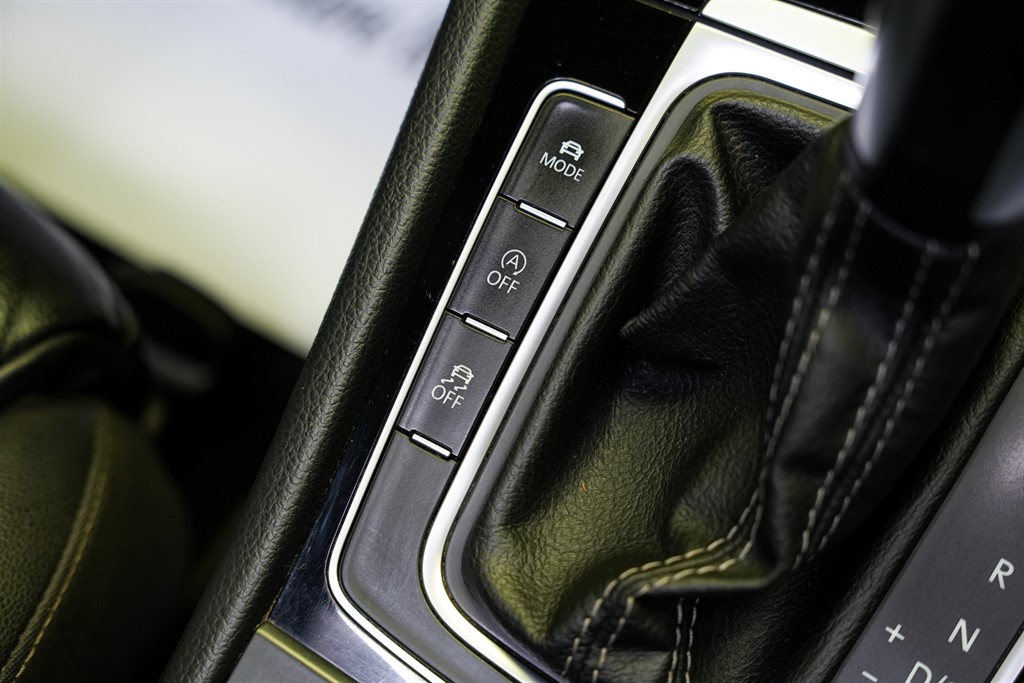 Used Volkswagen Golf 2020 for sale - 76355328: Photo 84