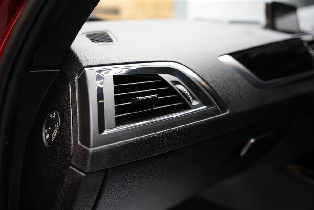 Used BMW 1 Series 2018 for sale - 77347575: Photo 54