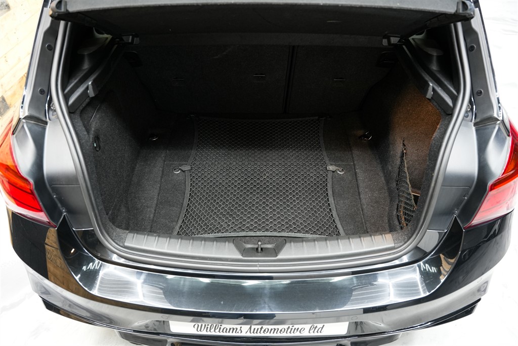 Used BMW 1 Series 2018 for sale - 77942480: Photo 30