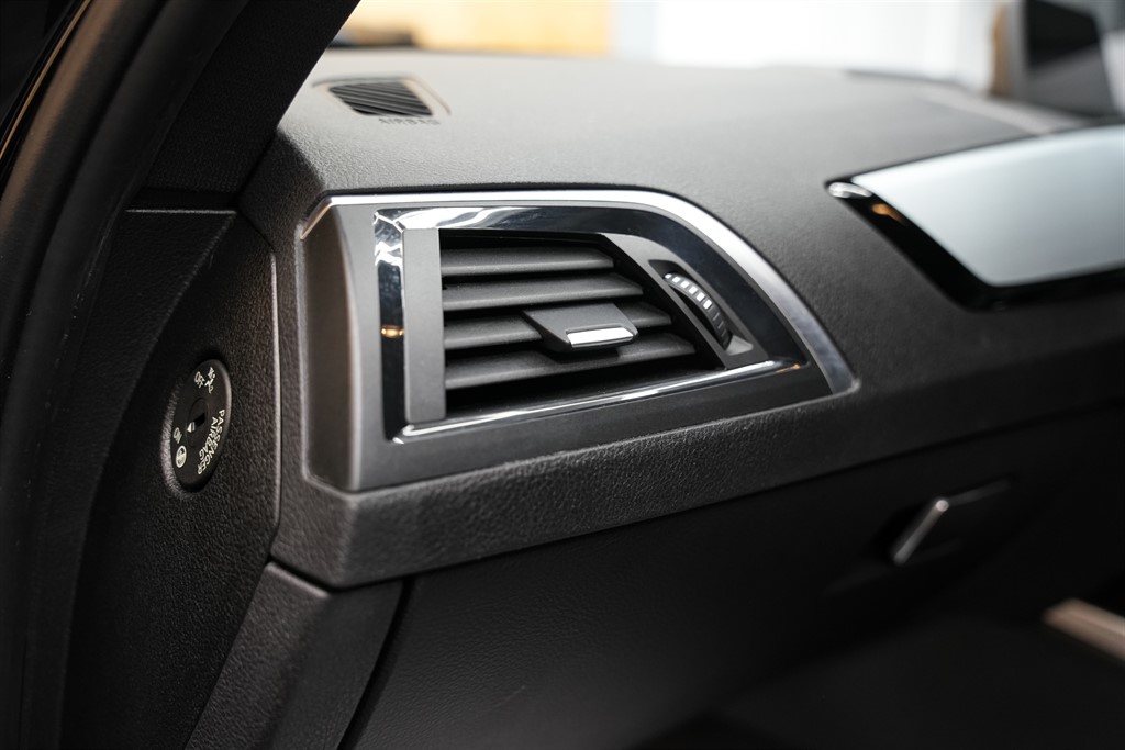 Used BMW 1 Series 2018 for sale - 77942480: Photo 55