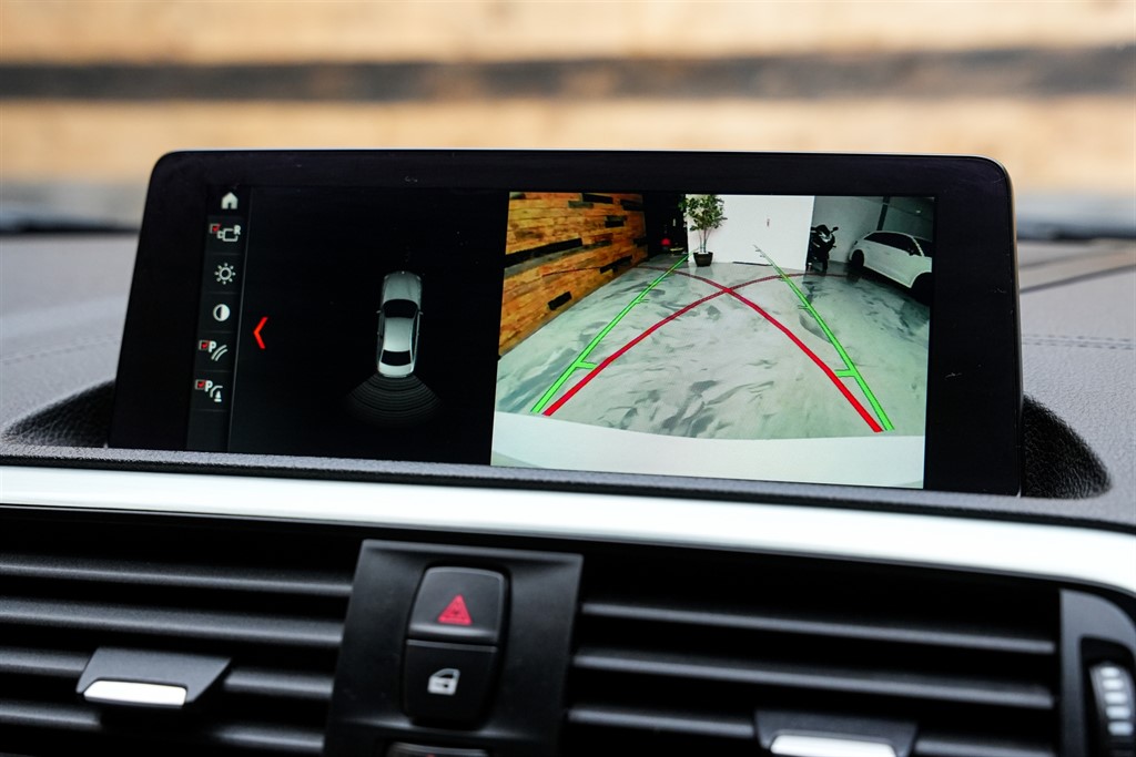 Used BMW M240i 2017 for sale - 76901756: Photo 11