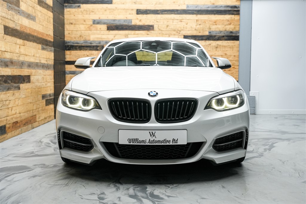 Used BMW M240i 2017 for sale - 76901756: Photo 3