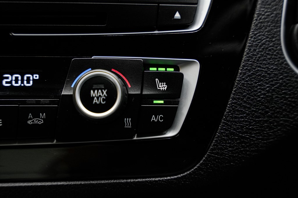 Used BMW M240i 2017 for sale - 76901756: Photo 37