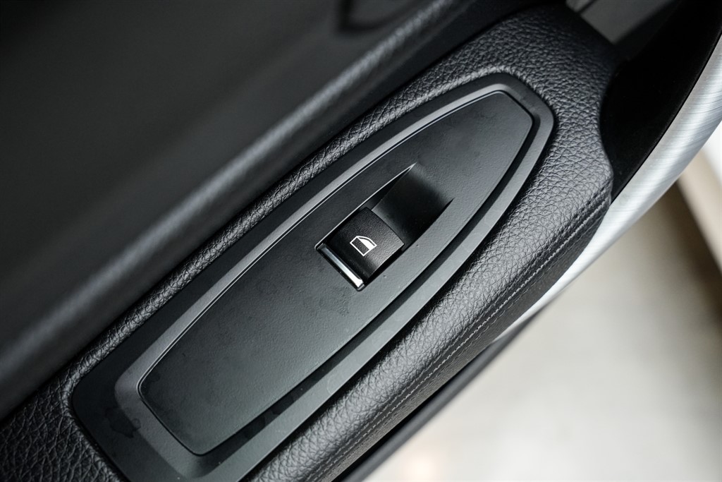 Used BMW M240i 2017 for sale - 76901756: Photo 42