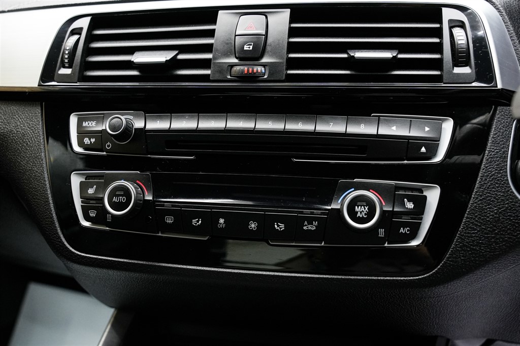 Used BMW M240i 2017 for sale - 76901756: Photo 76