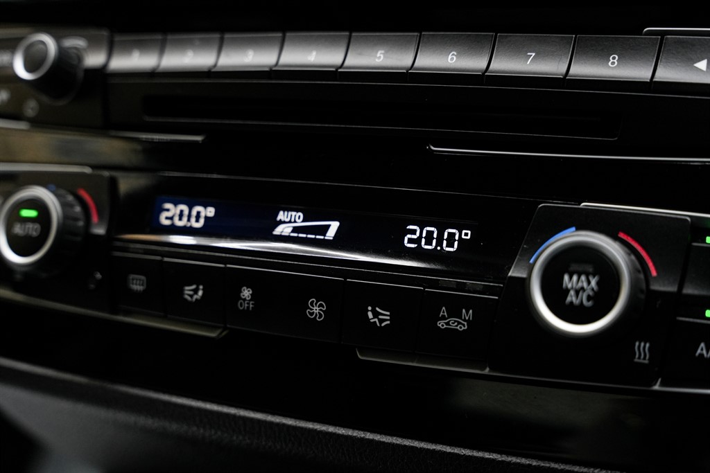 Used BMW M240i 2017 for sale - 76901756: Photo 77