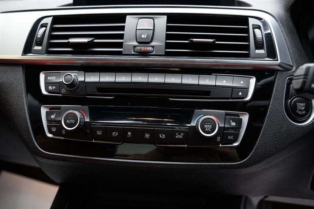 Used BMW M240i 2019 for sale - 77134182: Photo 46