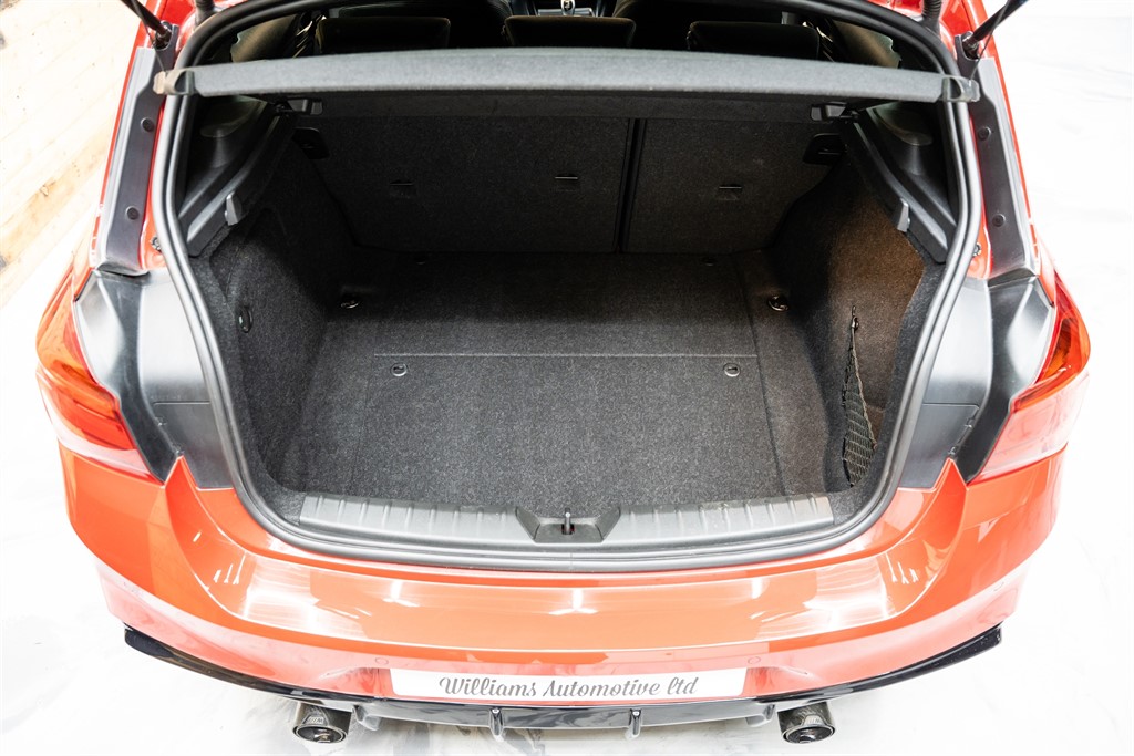 Used BMW M140i 2017 for sale - 77134210: Photo 32