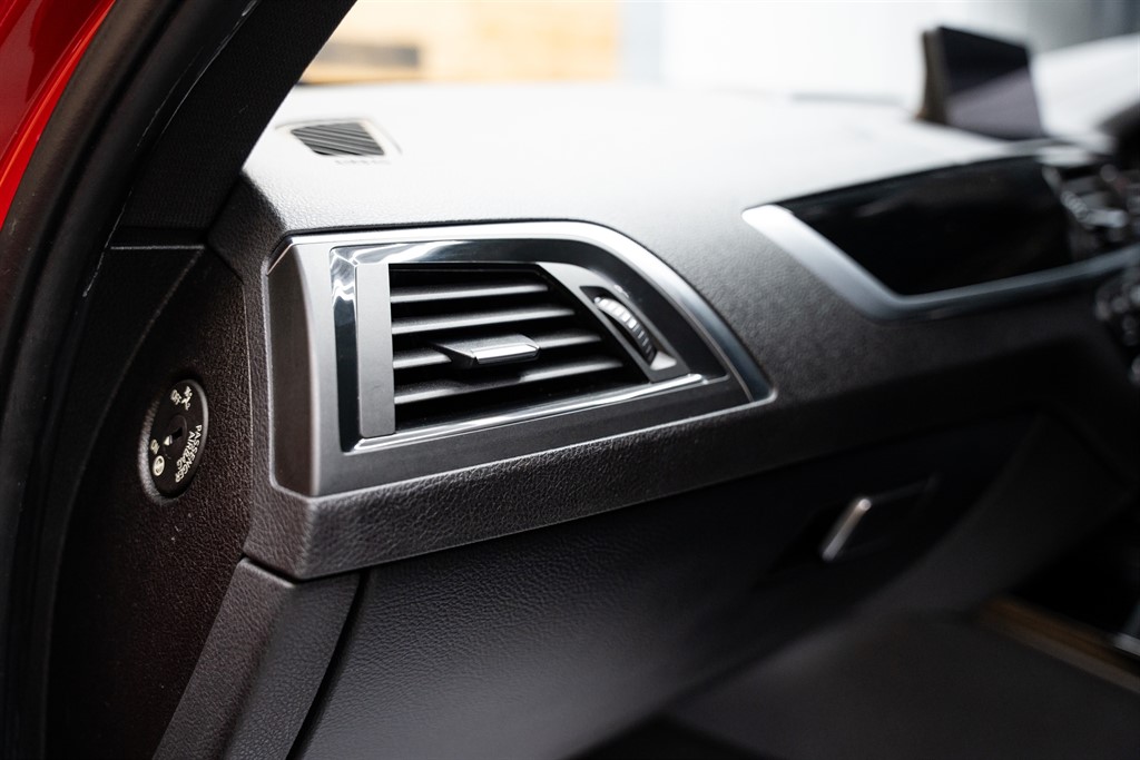 Used BMW M140i 2017 for sale - 77134210: Photo 52