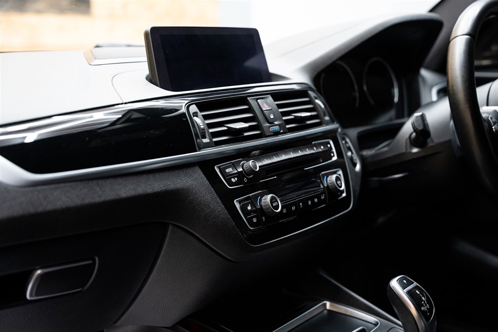 Used BMW M140i 2017 for sale - 77134210: Photo 54