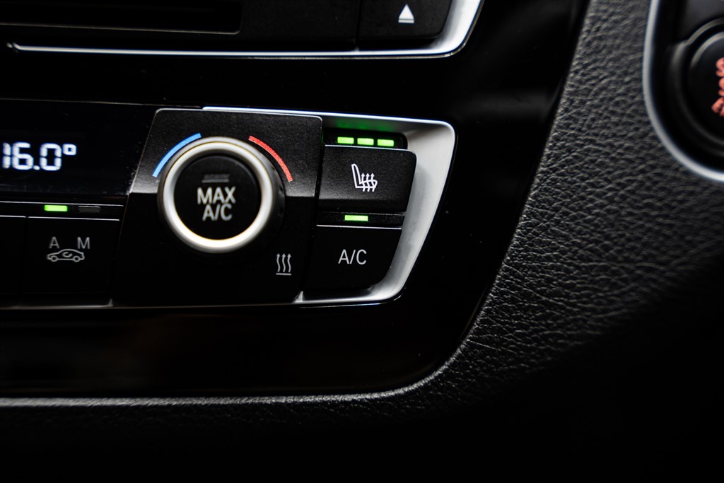 Used BMW M140i 2017 for sale - 77134210: Photo 8