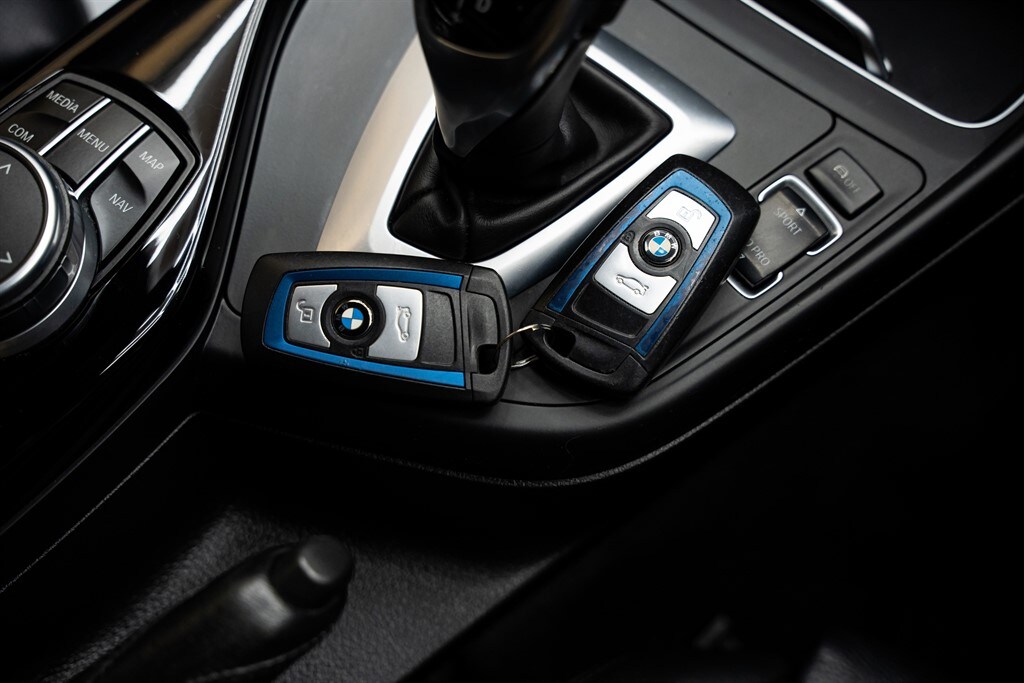 Used BMW M140i 2017 for sale - 77134210: Photo 81