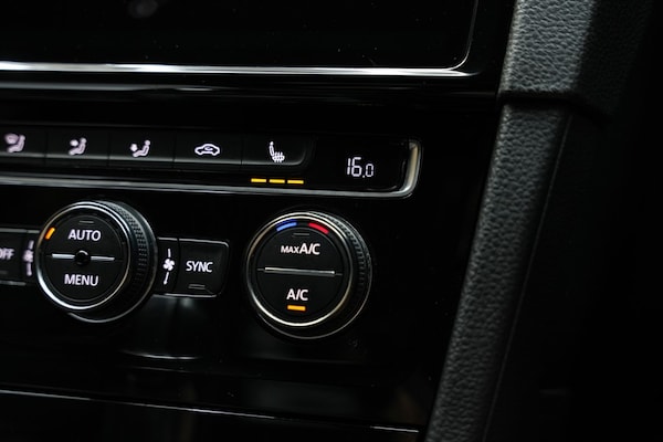 Used Volkswagen Golf 2017 for sale - 76161624: Photo 34