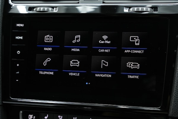 Used Volkswagen Golf 2017 for sale - 76161624: Photo 56