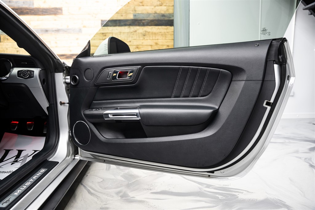 Used Ford Mustang 2016 for sale - 76552580: Photo 39