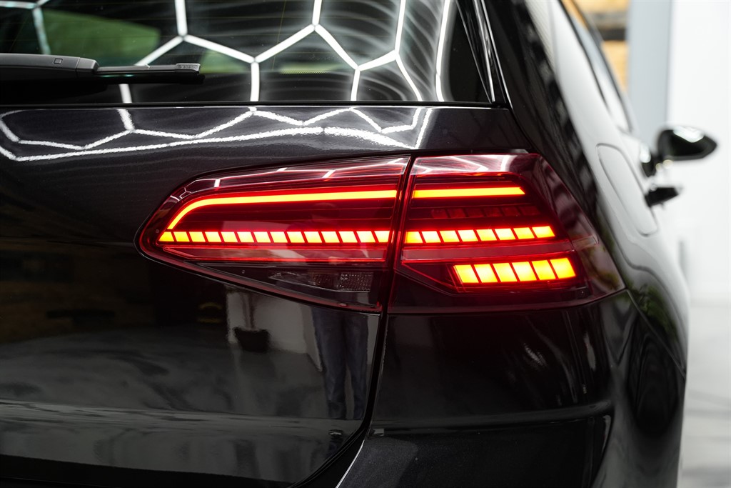 Used Volkswagen Golf 2017 for sale - 77841871: Photo 27