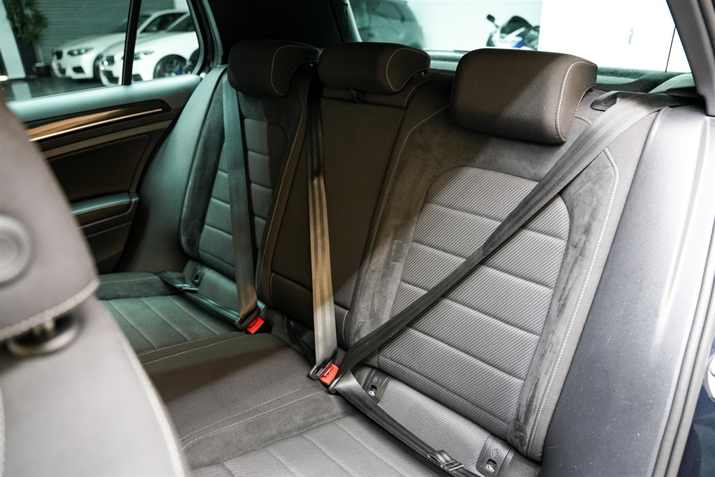 Used Volkswagen Golf 2017 for sale - 77841871: Photo 48