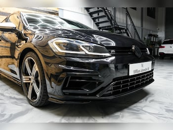 Used Volkswagen Golf 2017 for sale - 77841871: Photo