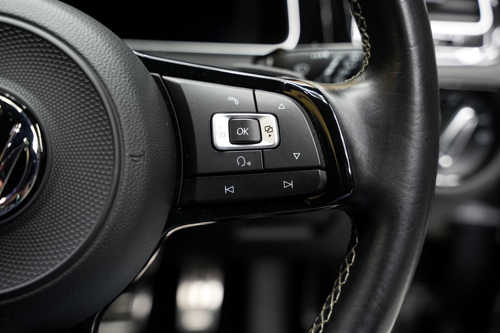 Used Volkswagen Golf 2017 for sale - 77841871: Photo 62