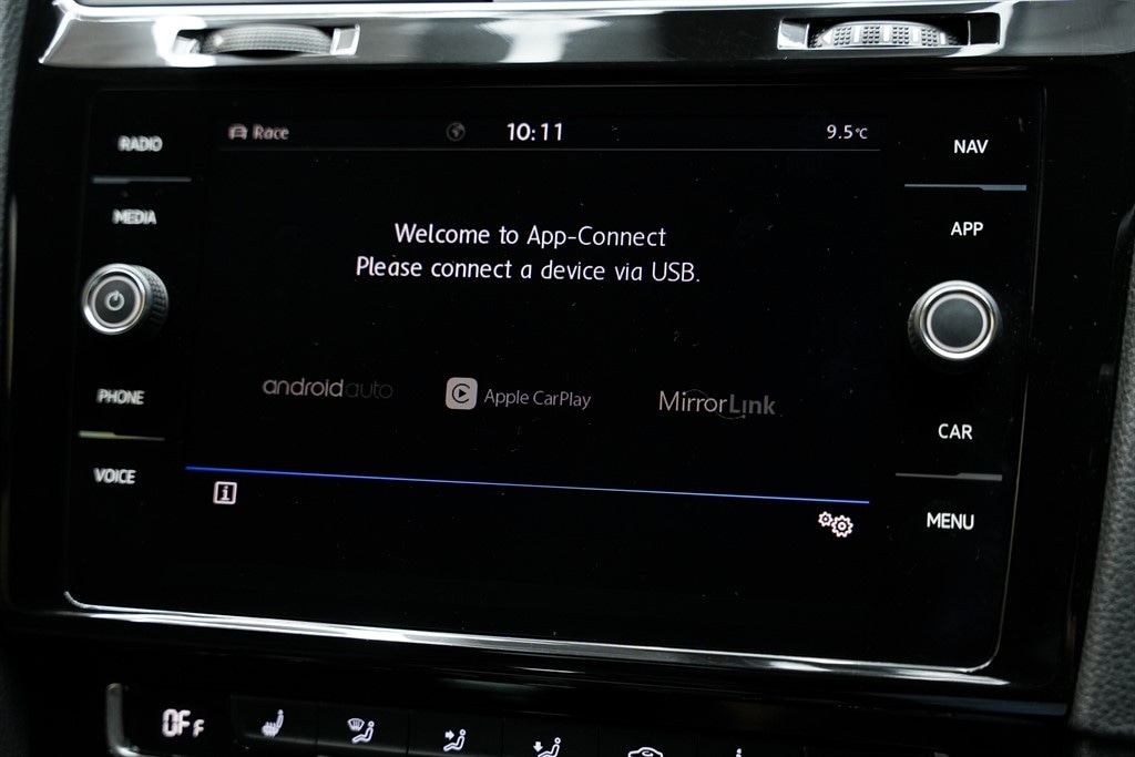 Used Volkswagen Golf 2017 for sale - 77841871: Photo 69