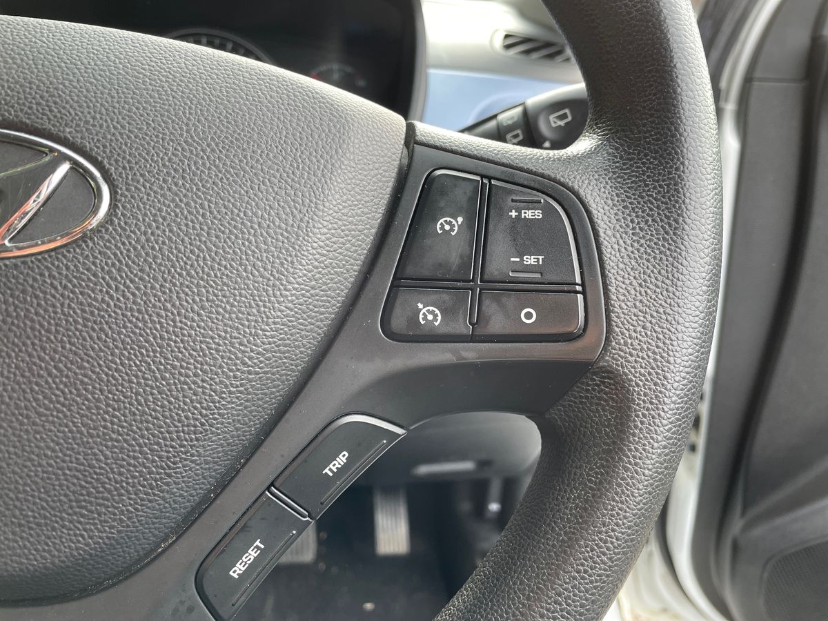 Used Hyundai i10 2015 for sale - 77627522: Photo 17