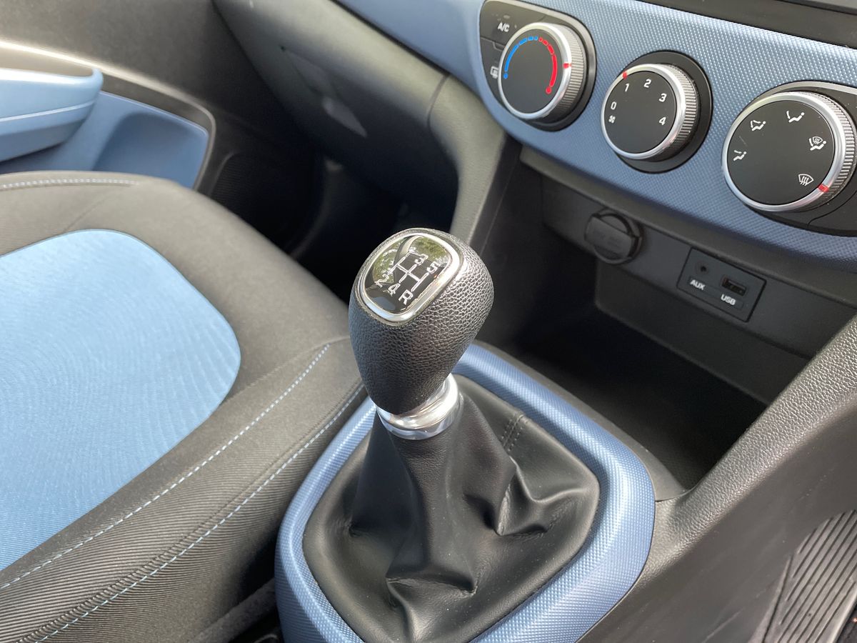 Used Hyundai i10 2015 for sale - 77627522: Photo 19