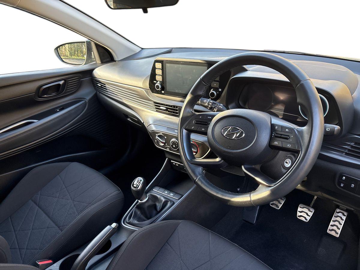 Used Hyundai BAYON 2022 for sale - 77002680: Photo 15