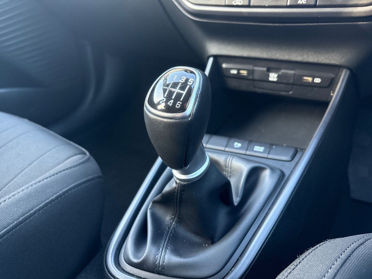 Used Hyundai BAYON 2022 for sale - 77002680: Photo 19