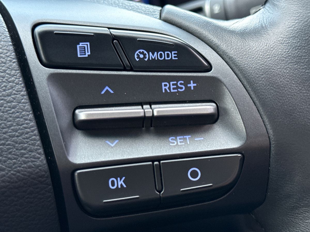 Used Hyundai KONA 2018 for sale - 77002640: Photo 17