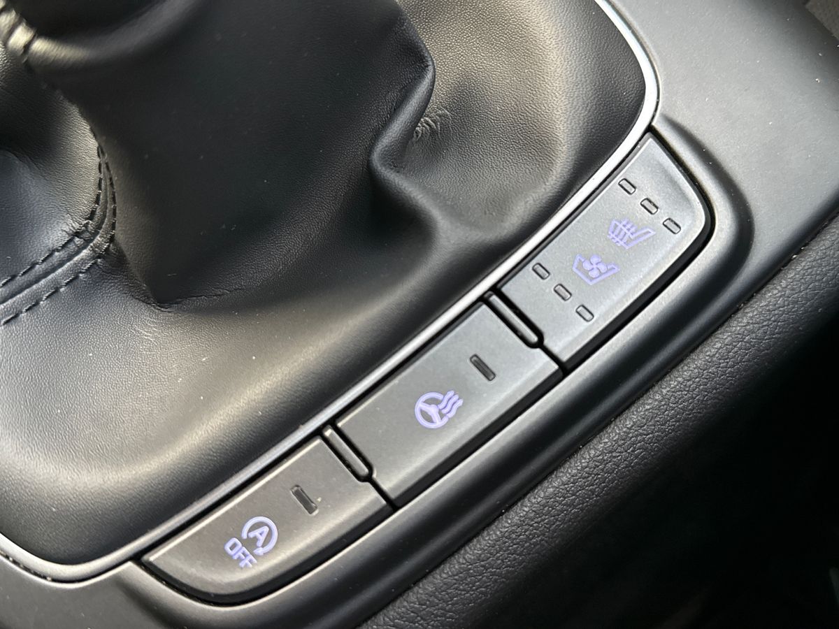 Used Hyundai KONA 2018 for sale - 77002640: Photo 25