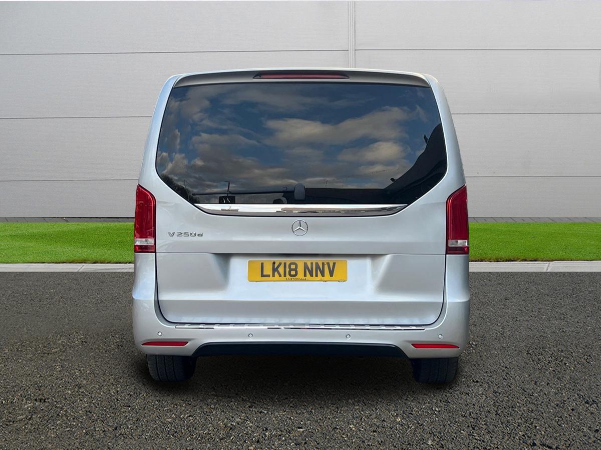 Used Mercedes-Benz V-Class 2018 for sale - 77050910: Photo 6