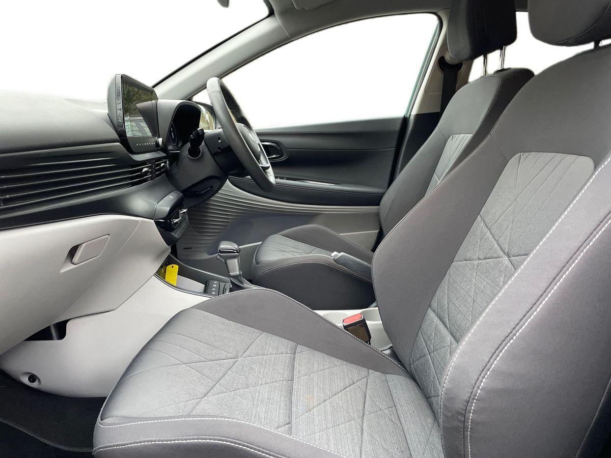 Used Hyundai BAYON 2023 for sale - 77043025: Photo 10