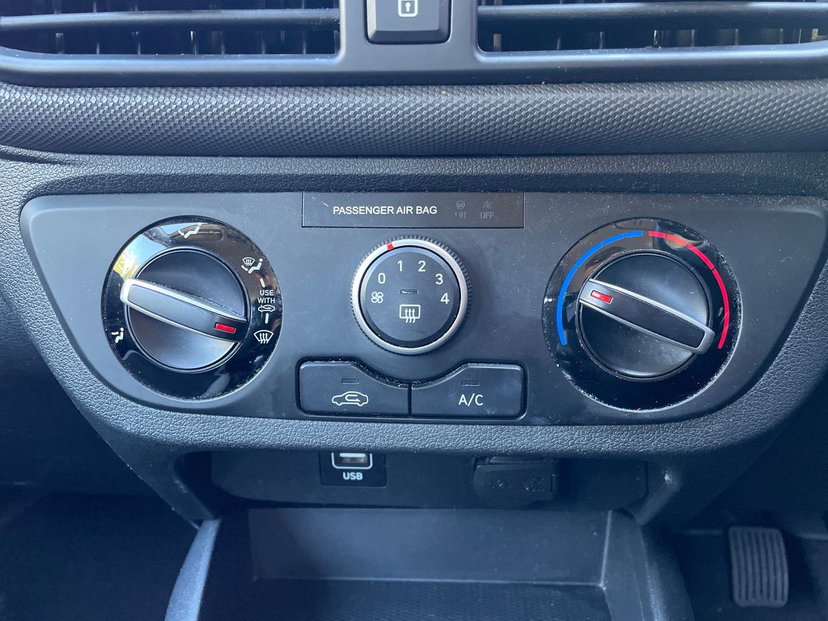 Used Hyundai i10 2022 for sale - 78117911: Photo 18