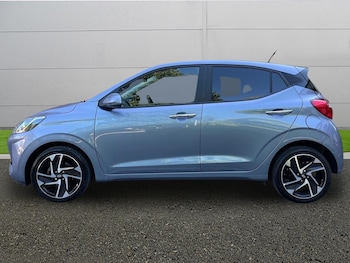 Used Hyundai i10 2024 for sale - 78960032: Photo