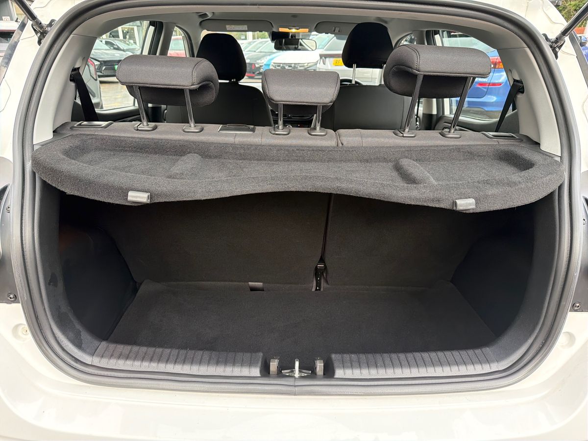 Used Hyundai i10 2022 for sale - 77269254: Photo 12