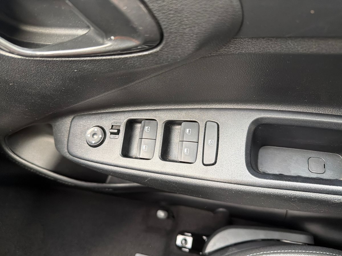 Used Hyundai i10 2022 for sale - 77269254: Photo 20