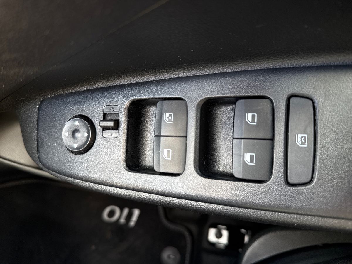 Used Hyundai i10 2024 for sale - 78059763: Photo 20