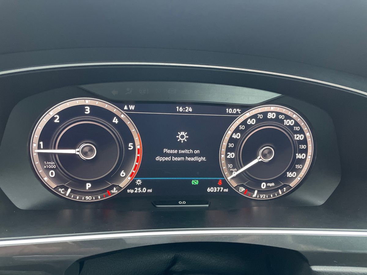 Used Volkswagen Tiguan 2018 for sale - 77841516: Photo 14