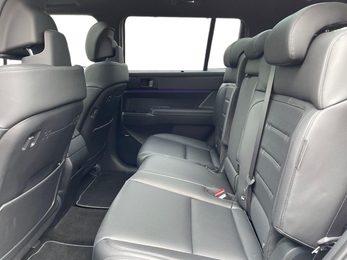 Used Hyundai Santa Fe 2025 for sale - 77002637: Photo 11